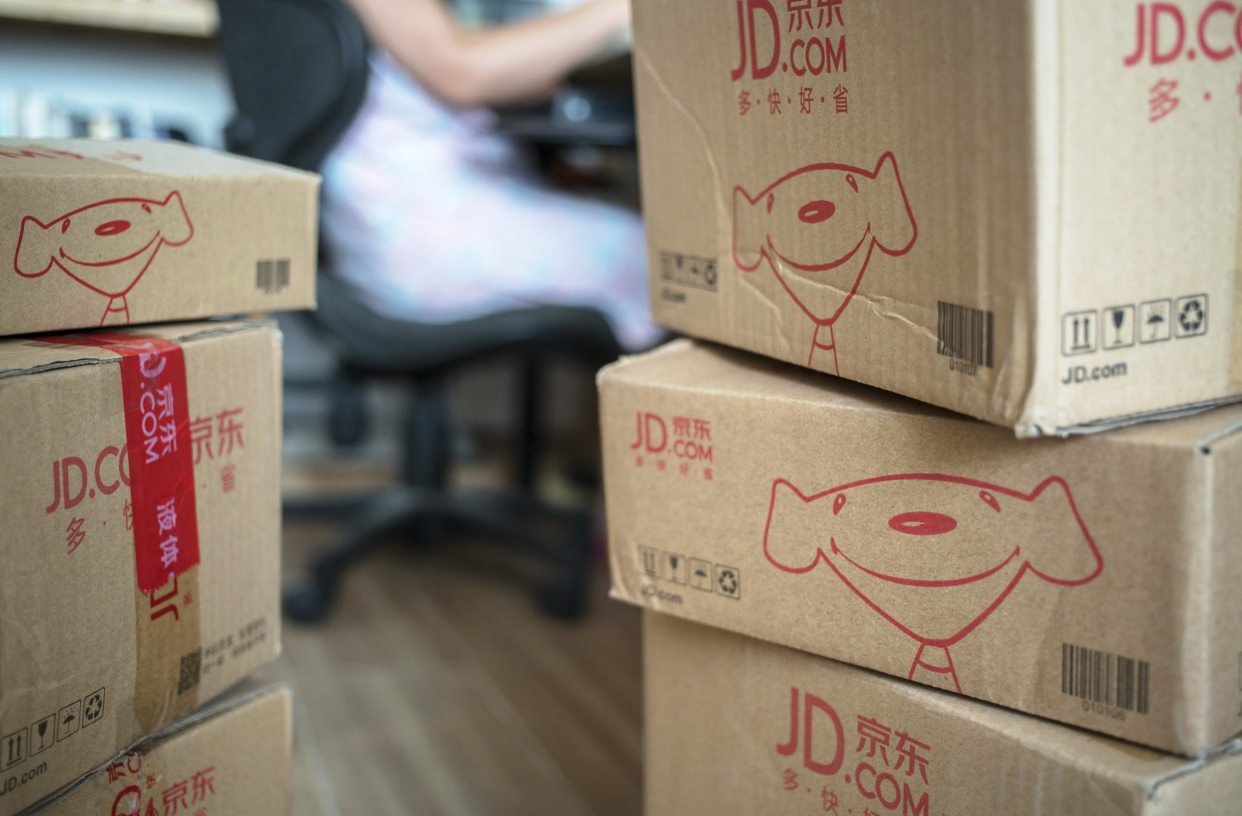 China JD.com plans to boost investment overseas in challenge to Amazon