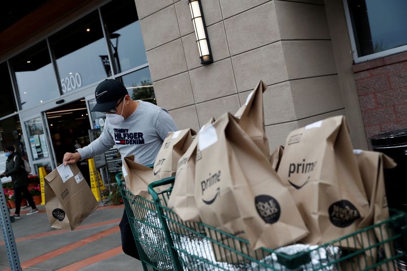 Amazon drivers get $60 million in withheld tips back, FTC says