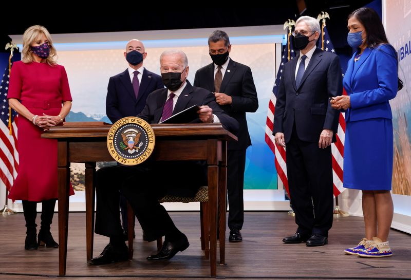 Biden moves to ban oil, gas development outside Native American park