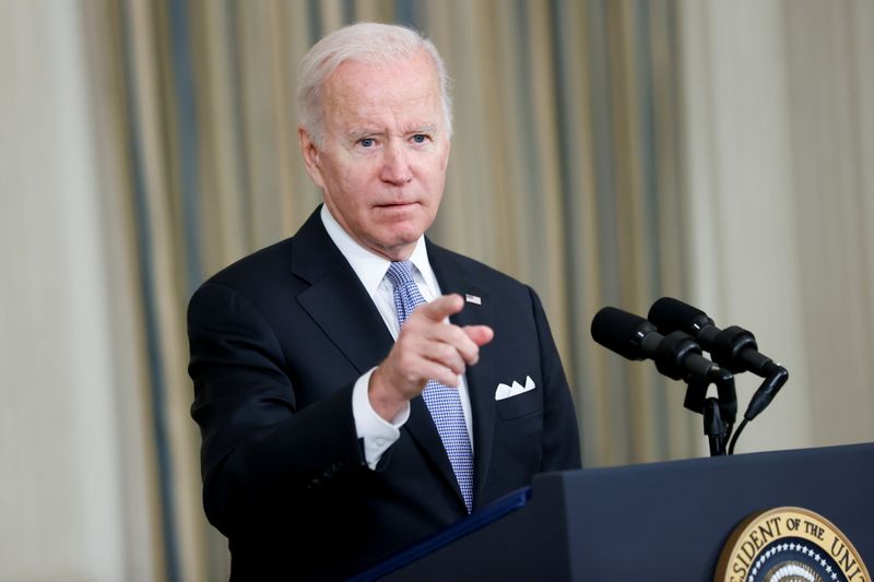 Biden speaks with Walmart, UPS, other CEOs on supply chain issues -official