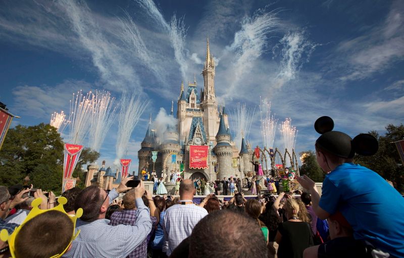 Disney World puts COVID-19 vaccination mandate policy on hold -local TV