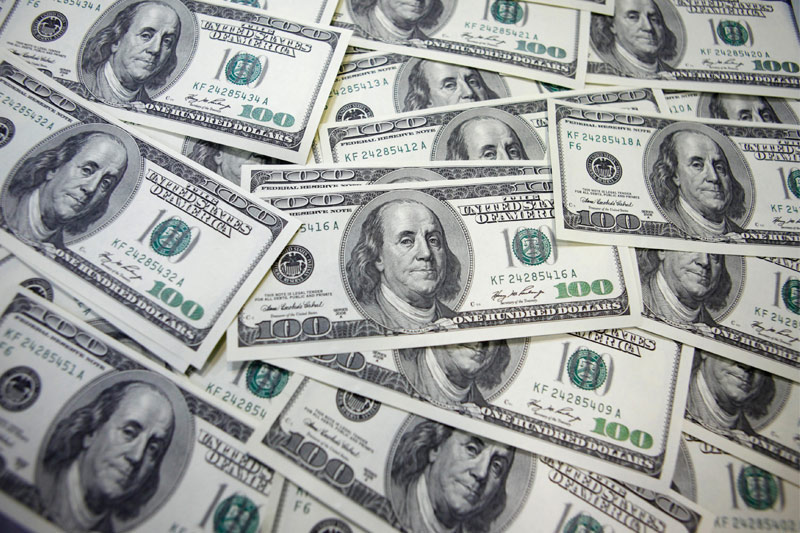 Dollar Edges Higher; Yuan Also Gains After Biden/Xi Talks