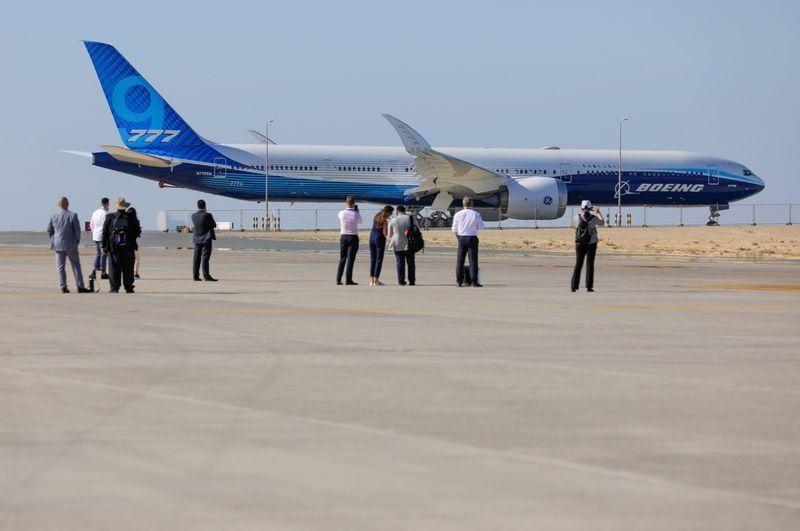 Emirates says Boeing 777X talks 'work in progress'