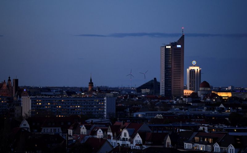 Exclusive-Deutsche Boerse's EEX to launch hydrogen index in 2022