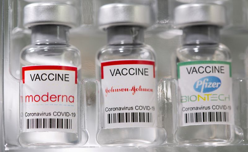 Expanded eligibility boosts U.S. COVID-19 booster shots ahead of holidays