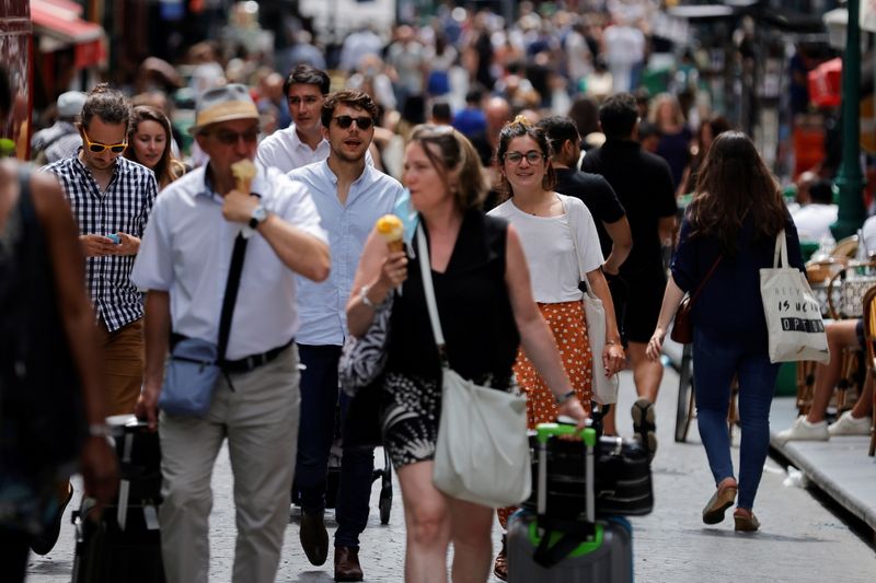 French inflation hits 13-year high in November
