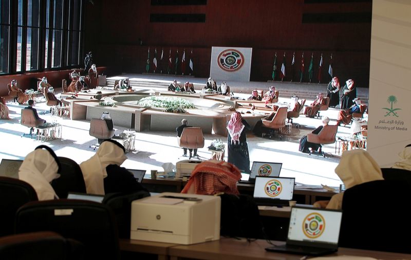 IMF expects GCC reserves to grow by $300-$350 billion in three years on higher oil prices