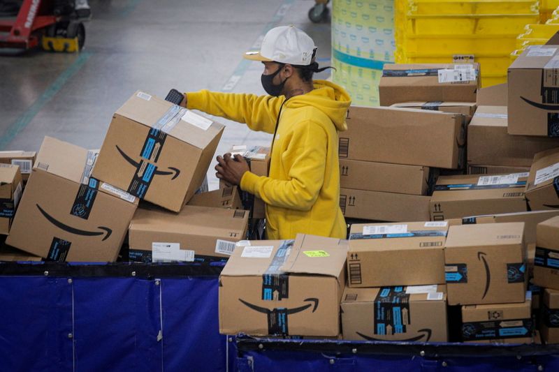 Labor board to hear Amazon workers' bid for NY union vote on Nov. 15