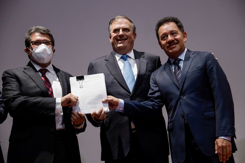 Mexico expects arms suit to bring change in industry-officials