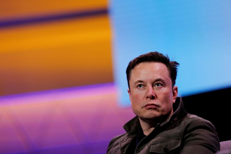 Musk says Tesla has not signed a contract with Hertz yet, halts stock rally
