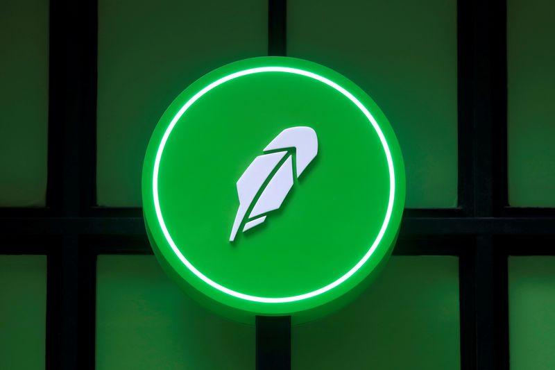 Robinhood expands offering that allows retail investors to buy into IPOs