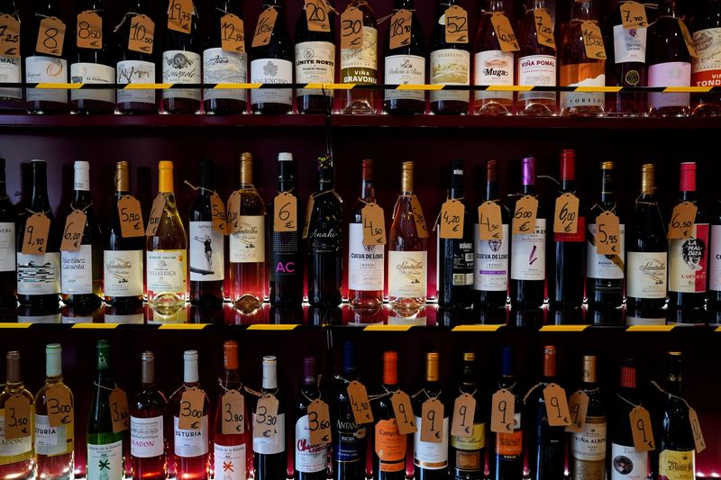 Supply chain crisis threatens Christmas for Spanish wines