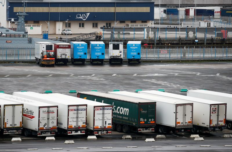 Supply chain issues slow French manufacturing growth in October - PMI