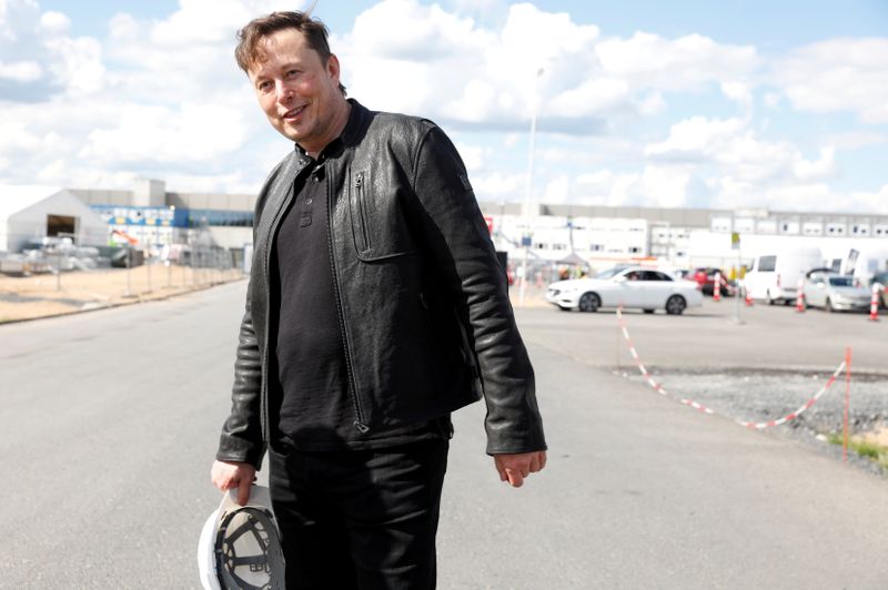 Tesla's Musk sold another $1.2 billion of stock on Nov. 12-filing