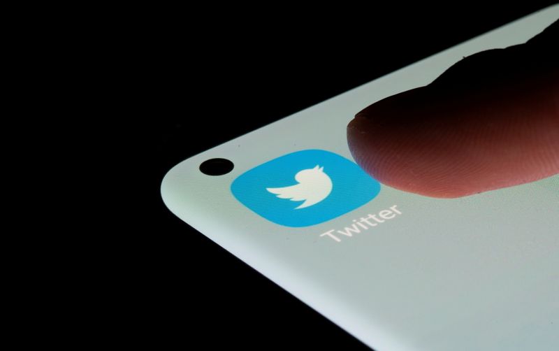 Twitter expands free data access for app developers