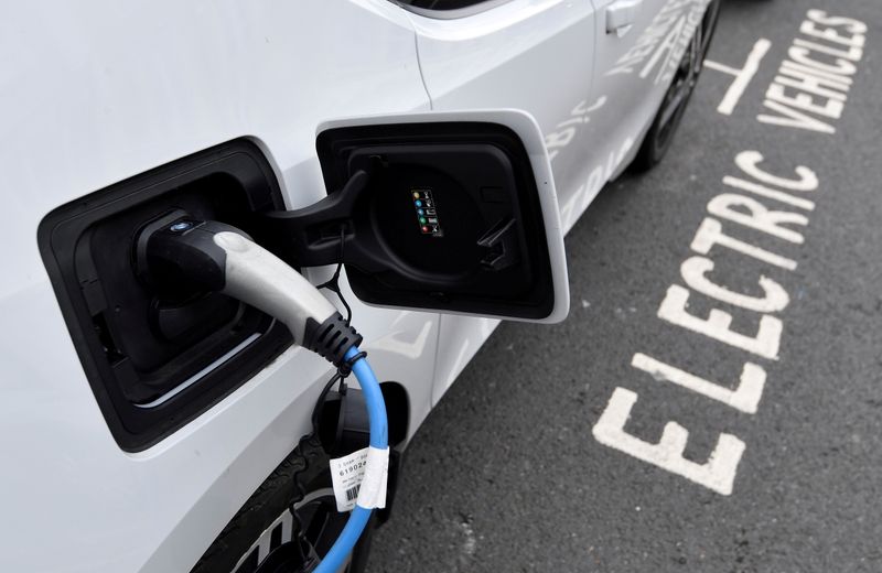 UK to require charge points for electric vehicles in new buildings
