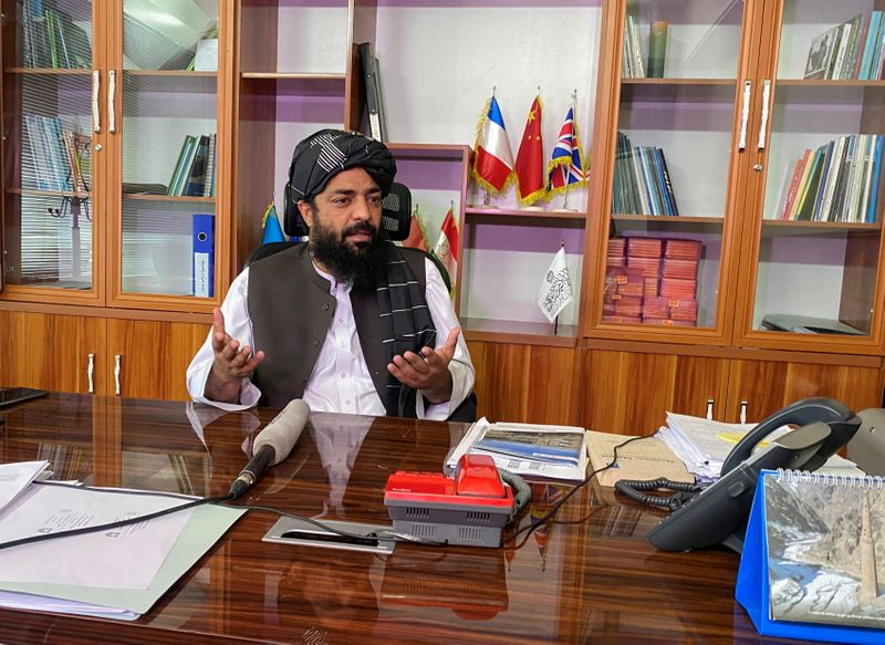 UNICEF to directly fund Afghan teachers, bypassing Taliban authorities