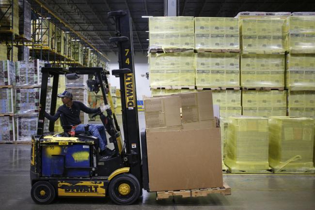 U.S. Economic Growth Revised Up to 2.1% in Third Quarter