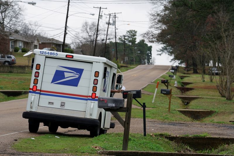 U.S. Postal Service warns vaccine rules could affect deliveries