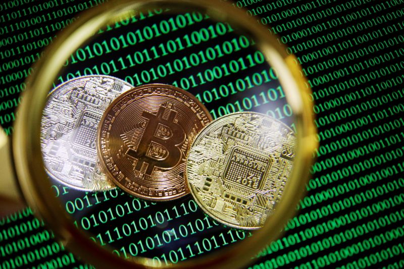 U.S. banks must seek regulatory permission before engaging in certain crypto activities - regulator
