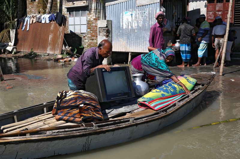 Vulnerable states call climate loss and damage deal 'bare minimum'