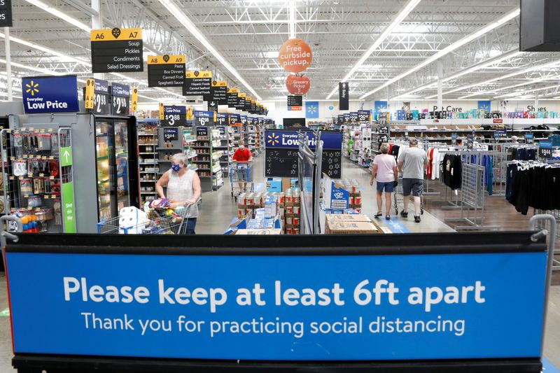Walmart sets aside supply chain worries to raise annual sales, profit forecasts