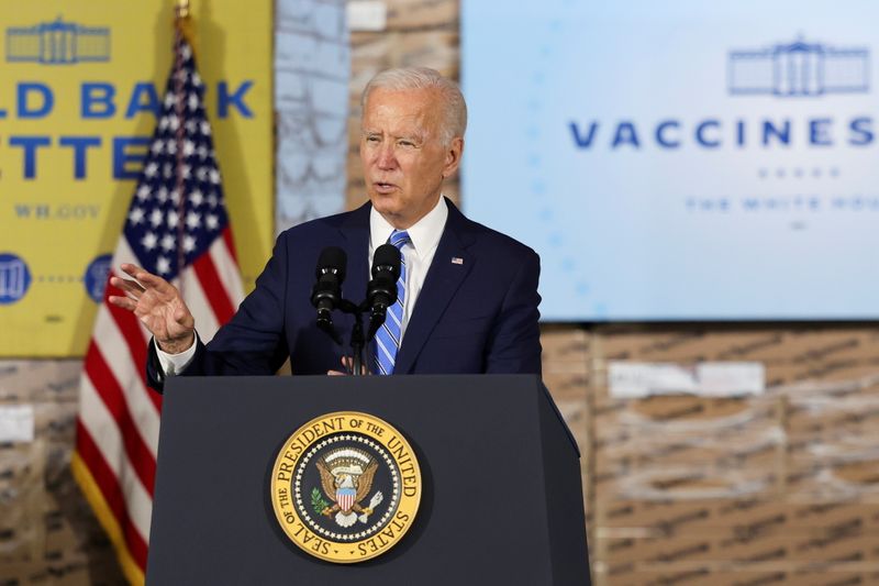 Analysis: Wide array of opponents prepare to fight Biden vaccine mandate