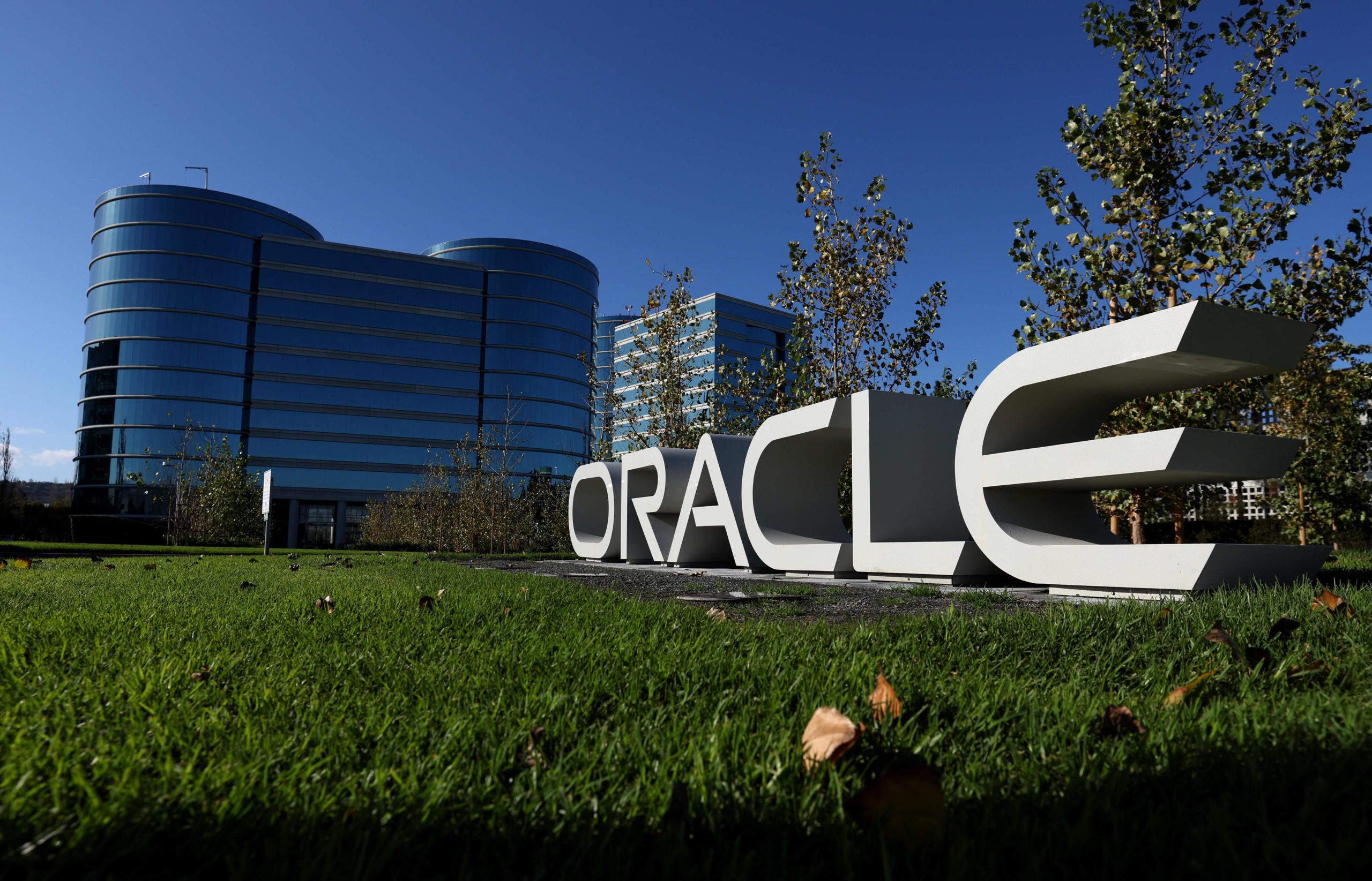 Oracle stock spikes 13% after beating earnings estimates