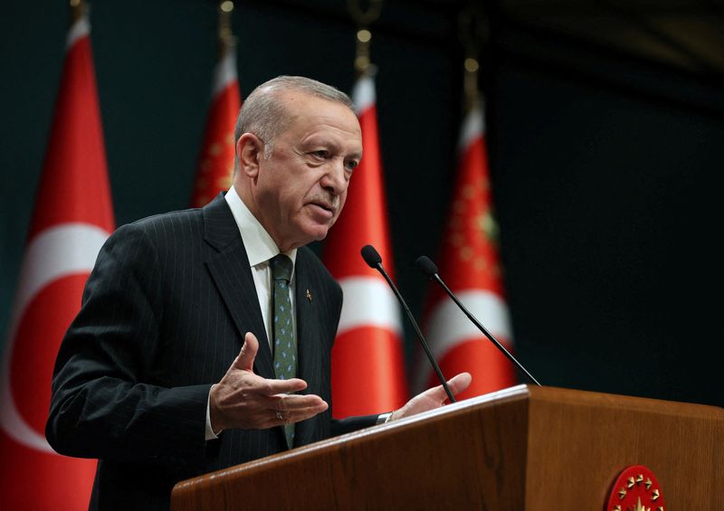 Analysis-Turkish depositors delight in lira let-up but will Erdogan's plan deliver?