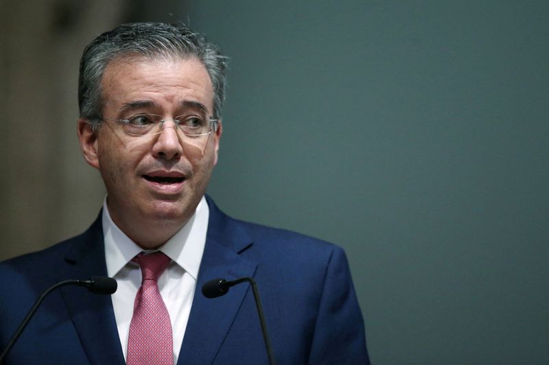Banxico governor says rate hikes show 'commitment