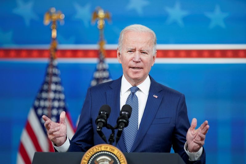 Neither Santa nor Grinch: Biden promises stocked shelves for Christmas