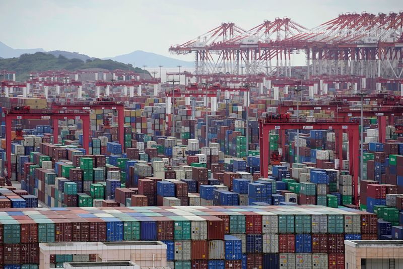 China to roll out policies to help exporters amid economic headwinds