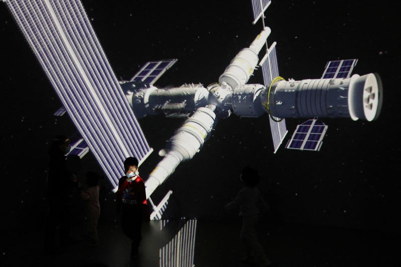 Chinese citizens slam Musk online after space station near-misses