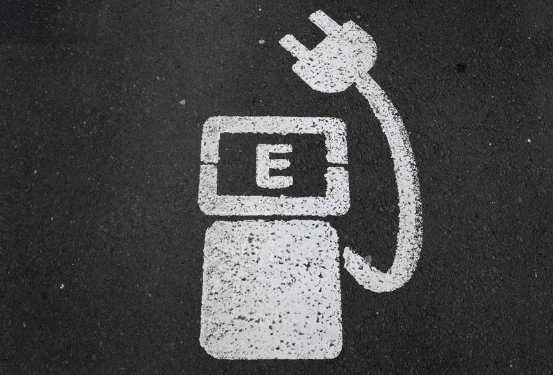 Daimler Truck, Traton, Volvo sign off JV plans for Europe charging network
