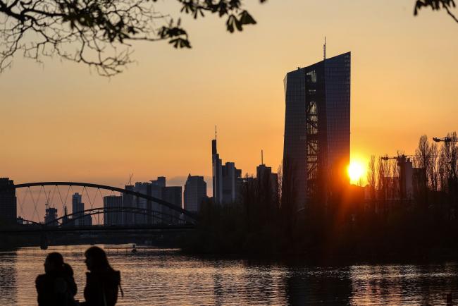 ECB Boosts Conventional Bond Purchases to Smooth Crisis Exit