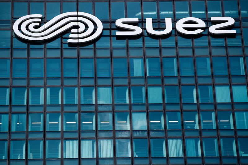 EU regulators okay with conditions $14.7 billion Veolia, Suez deal