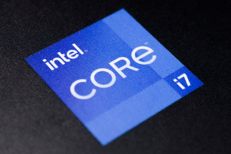 Exclusive-Italy and Intel intensify talks over $9 billion chip factory, sources say
