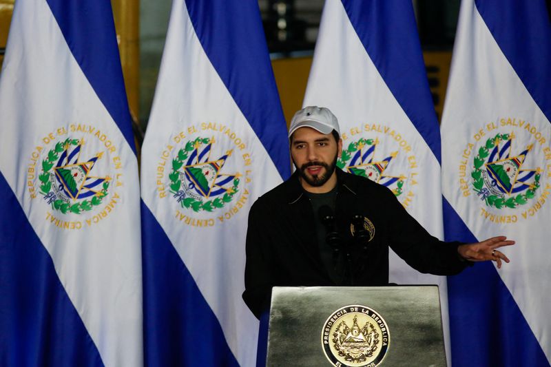 Exclusive-Salvadoran ex-prosecutor says government quashed probe into pact with gangs