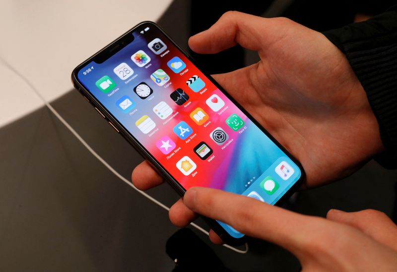Exclusive-U.S. could hit Russia smartphone, aircraft part imports if it invades Ukraine -official