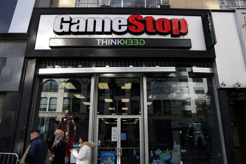 GameStop beats quarterly revenue estimates
