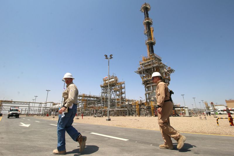 Halliburton proposed to purchase ExxonMobil stake in Iraq's West Qurna 1 oilfield