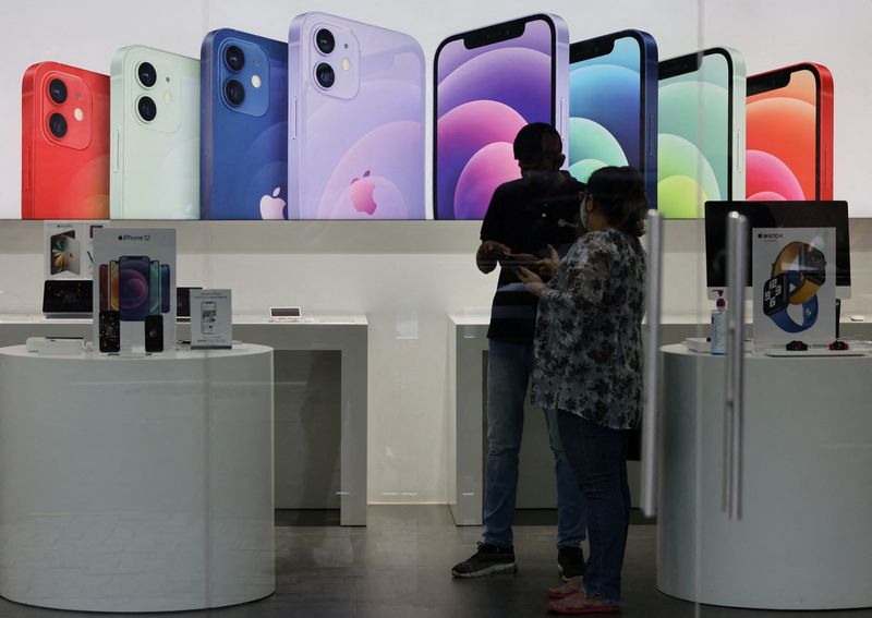 India's antitrust body orders probe into Apple over alleged abuse of app market