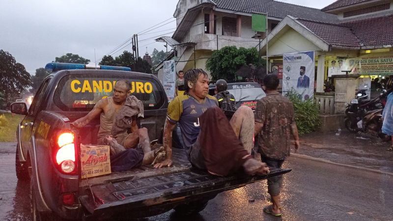 Indonesia evacuates 10 trapped miners after Semeru volcano erupts