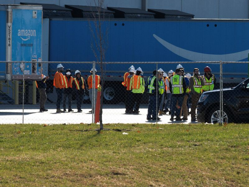 Investigation into Amazon.com Illinois building collapse opened -labor official