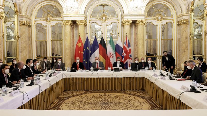 Iran oil exports focus of Vienna nuclear talks, top Iranian diplomat says