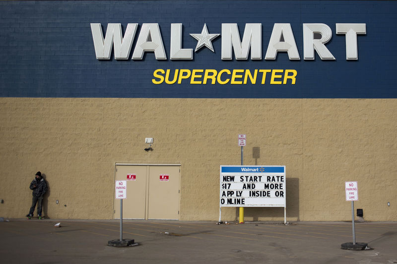 Is Walmart a Buy Under $140?