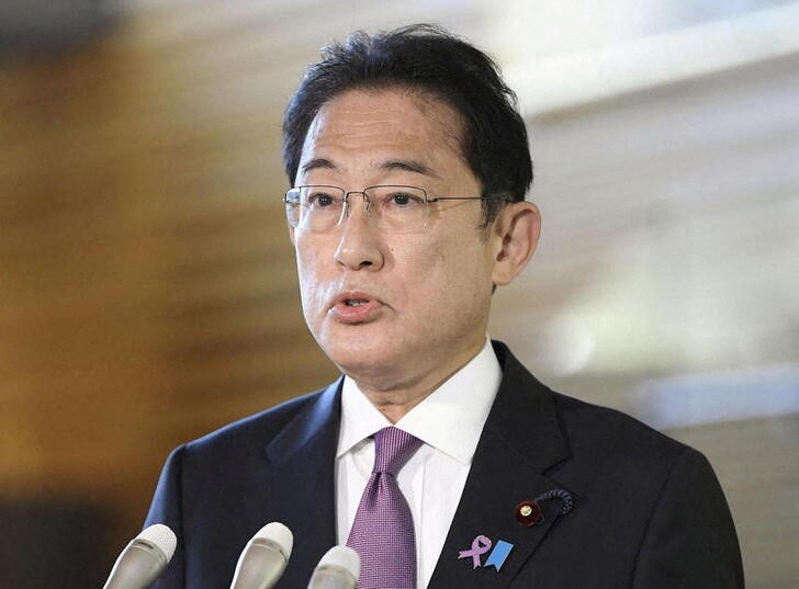 Japan's PM opens door to new guidelines on corporate buybacks