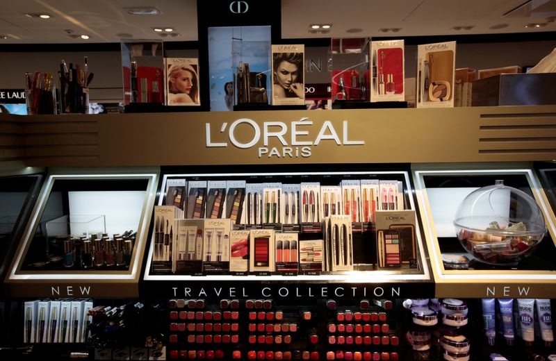 L'Oreal up 1.4% after Nestle's plans to sell $10 billion worth of shares