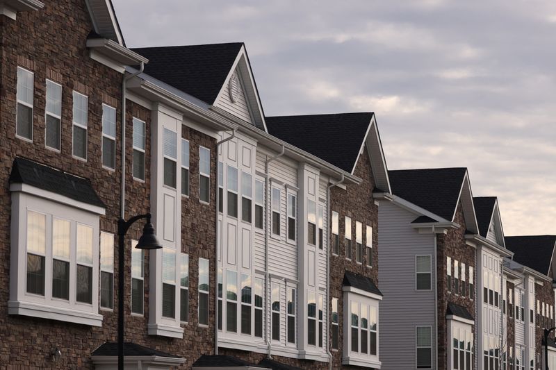 Lennar profit rises 35% on robust housing demand, price boom