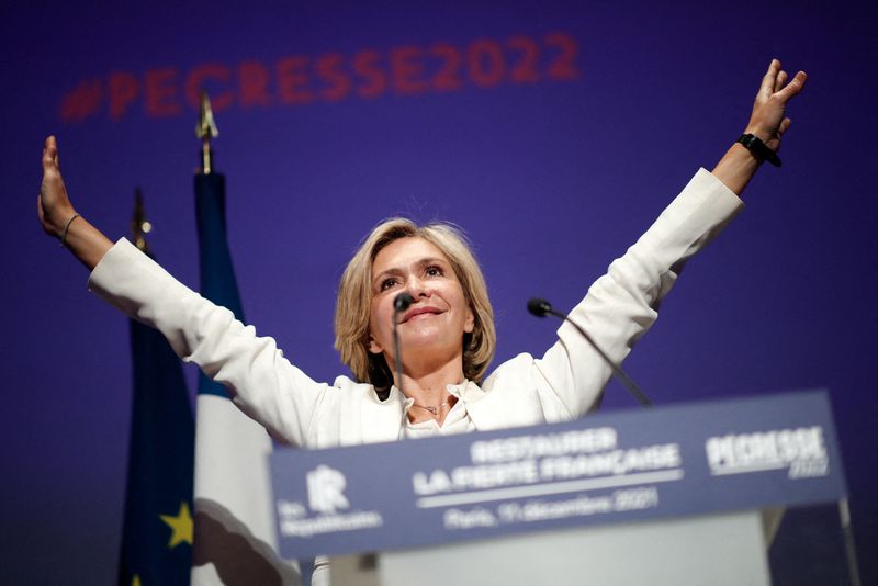 Macron's presidential challenger Pecresse would say 'non' to federal EU